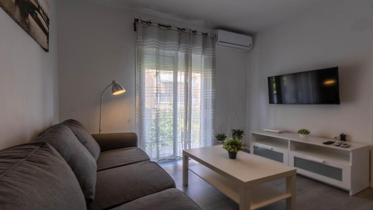 Apartamento Santa Justa เซบีญา ภายนอก รูปภาพ