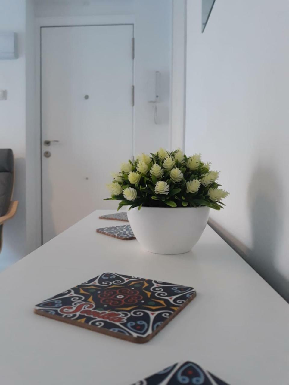 Apartamento Santa Justa เซบีญา ภายนอก รูปภาพ